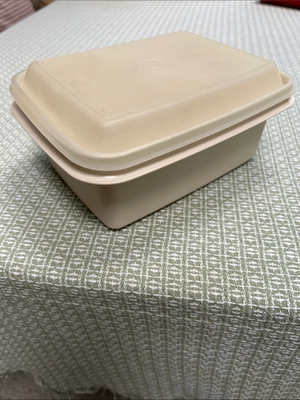 TUPPERWARE Beige ICE CREAM Storage Container w/Lid - Vintage